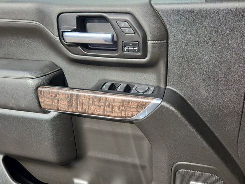 Used 2022 GMC Sierra 2500 Denali image 21