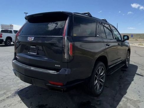 Used 2023 Cadillac Escalade Sport AWD/4WD image 8