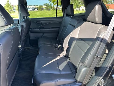 Used 2023 Honda Passport EX-L image 14