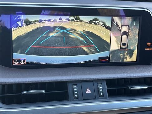 Used 2021 Lexus ES 300h Ultra Luxury w/ Accessory Package 2 image 18