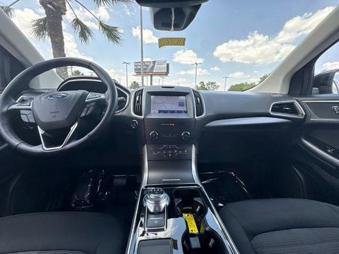 Certified 2019 Ford Edge SEL FWD image 16