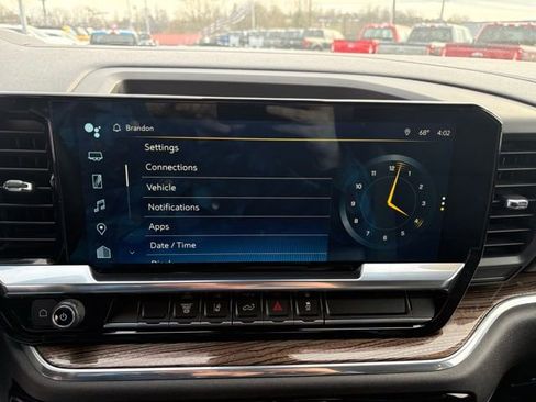 Used 2024 Chevrolet Silverado 3500 LT image 17