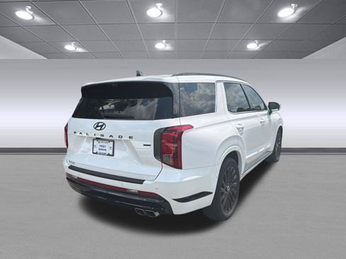Certified 2025 Hyundai Palisade Calligraphy AWD/4WD image 7