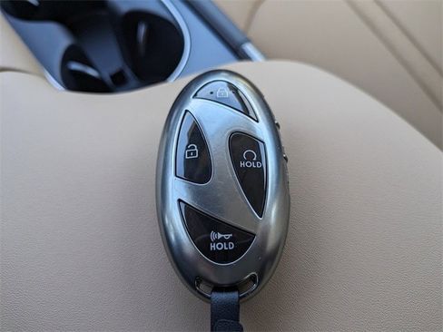 New 2025 Hyundai Sonata Limited image 29