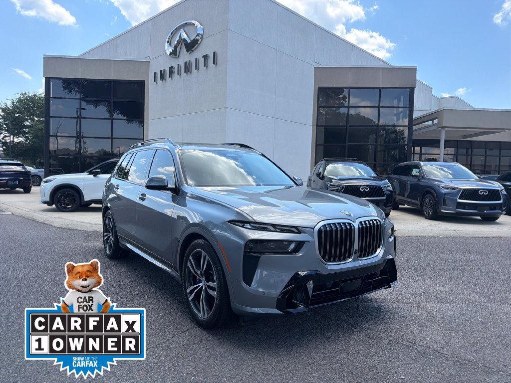 Used 2023 BMW X7 xDrive40i w/ M Sport Package AWD/4WD image 1
