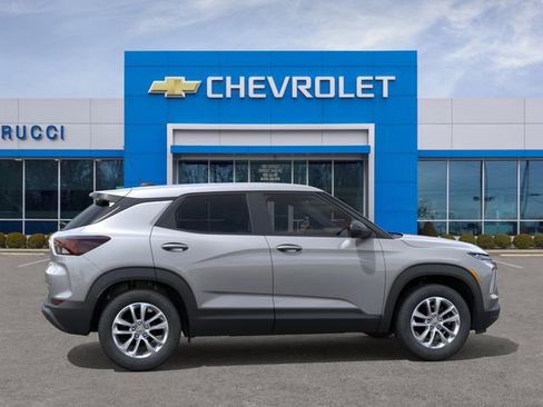 New 2026 Chevrolet TrailBlazer LS w/ LS Convenience Package FWD image 5