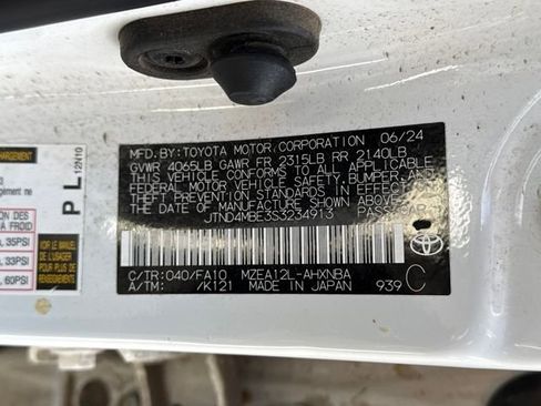 Used 2025 Toyota Corolla SE image 22