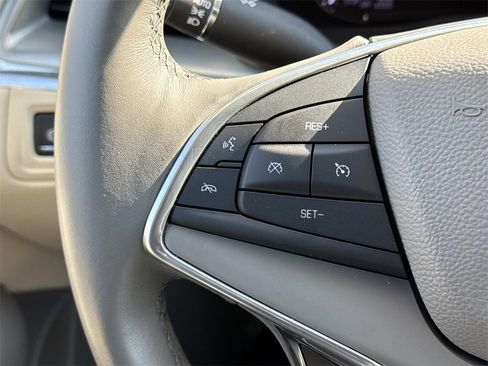 Used 2017 Cadillac XT5 Premium Luxury w/ Driver Assist Package image 27