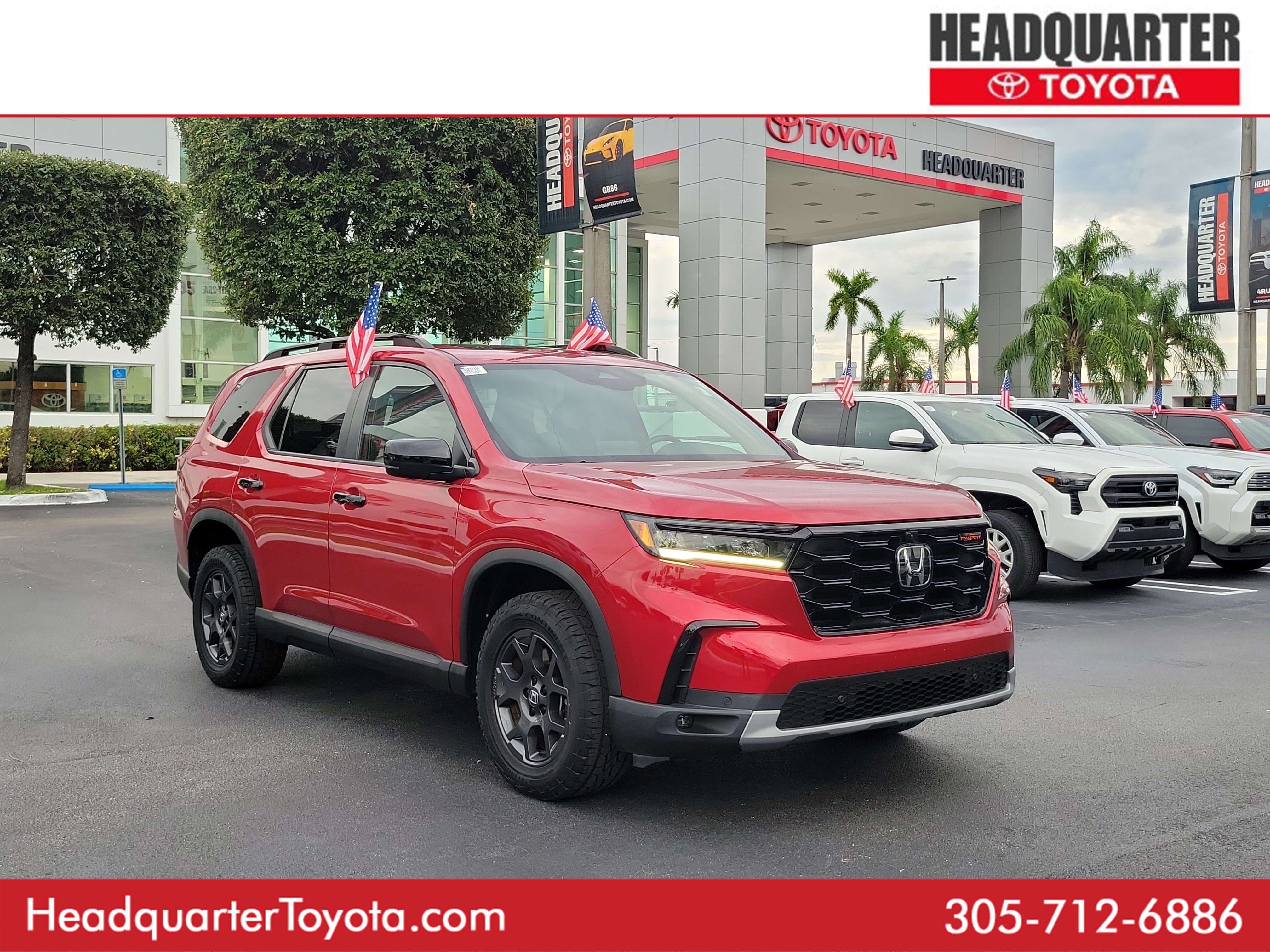 Used 2024 Honda Pilot TrailSport image 1