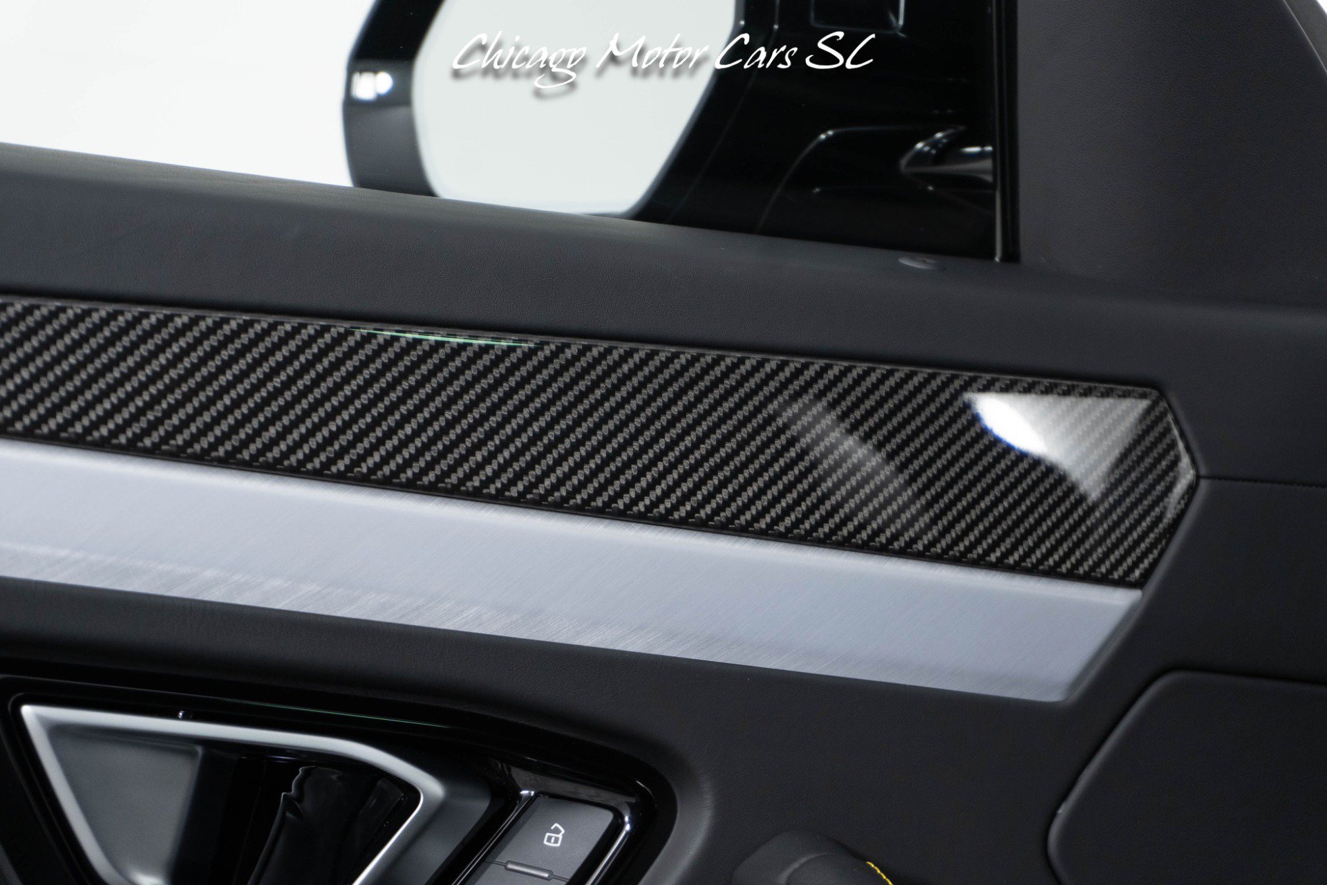 Used 2021 Lamborghini Urus AWD/4WD image 18
