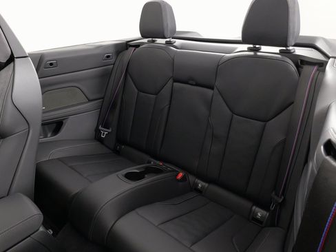 Used 2023 BMW M4 xDrive Competition image 39