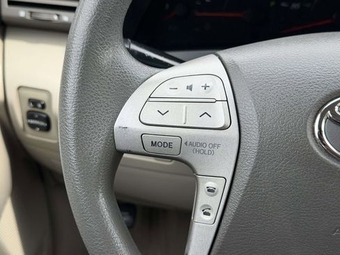 Used 2009 Toyota Camry LE image 6