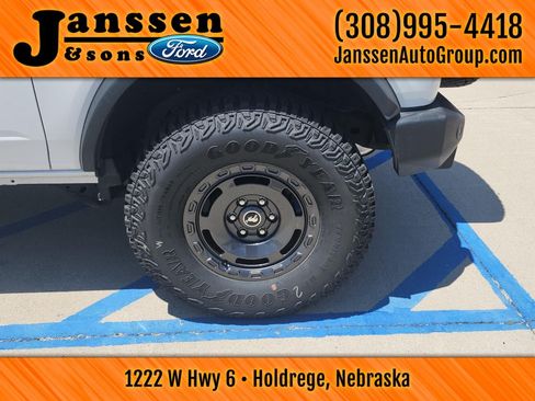 Used 2024 Ford Bronco Big Bend AWD/4WD image 14