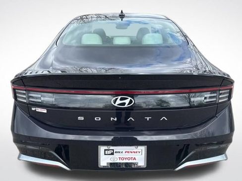 Used 2025 Hyundai Sonata SEL FWD image 4