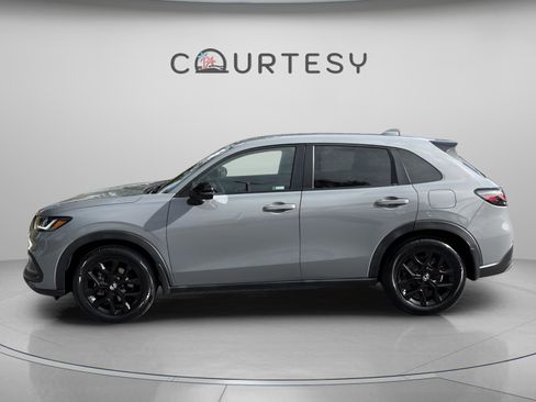 Certified 2023 Honda HR-V Sport image 4