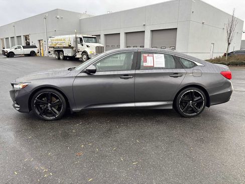 Used 2018 Honda Accord Sport image 7