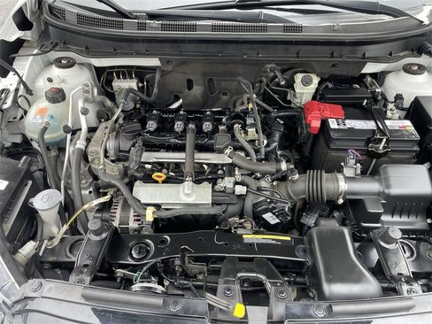 Used 2021 Nissan Kicks SV image 14