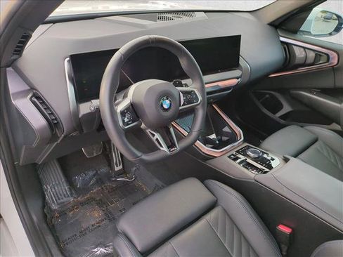 Certified 2025 BMW X3 xDrive30i w/ M Sport Package image 10