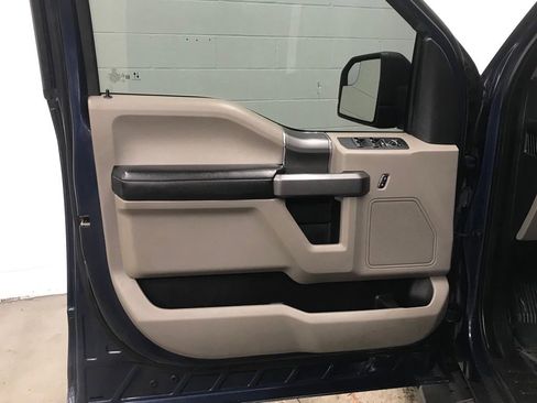 Used 2020 Ford F150 XLT w/ XTR Package image 9