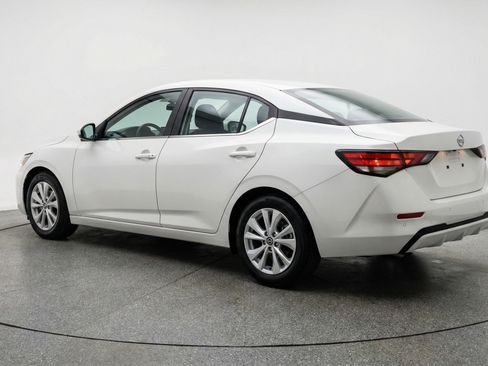 Used 2025 Nissan Sentra S FWD image 6