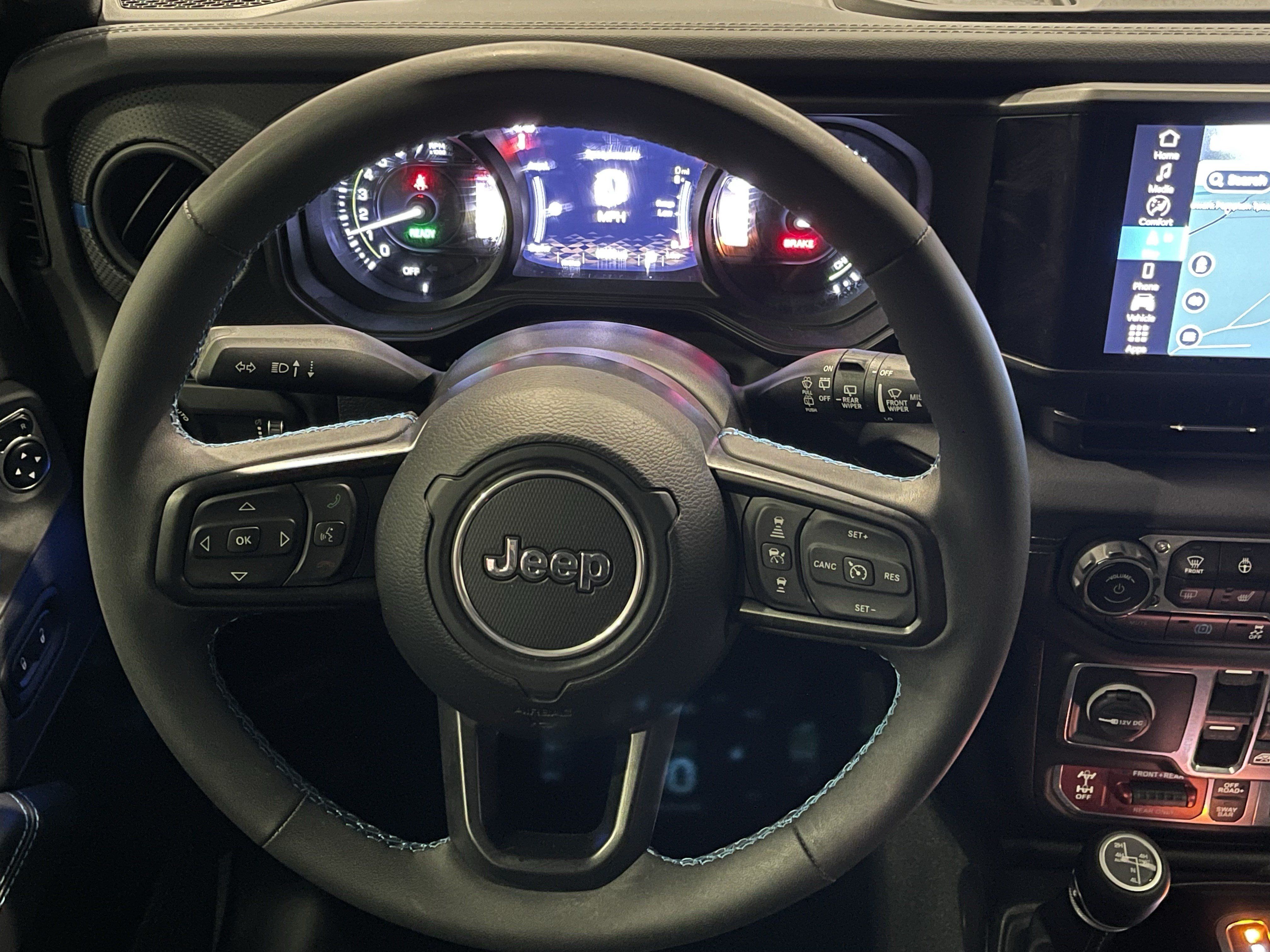 Used 2024 Jeep Wrangler Unlimited Rubicon 4xe AWD/4WD image 19