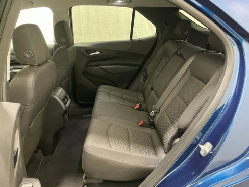 Used 2020 Chevrolet Equinox LT image 18