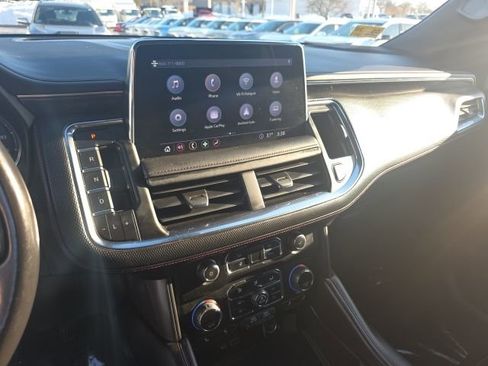 Used 2021 Chevrolet Suburban RST image 21