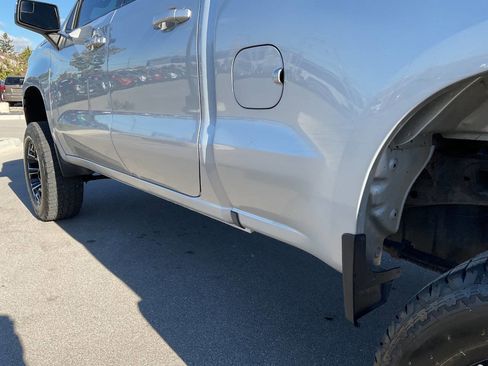 Used 2022 Chevrolet Silverado 1500 LT image 13