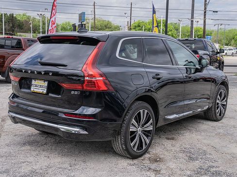 Used 2023 Volvo XC60 B5 Plus w/ Climate Package image 5