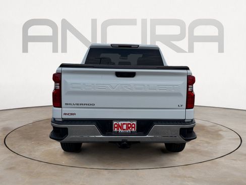 Used 2023 Chevrolet Silverado 1500 LT AWD/4WD image 9