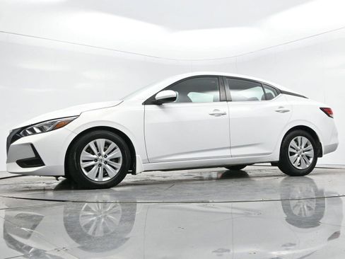 Used 2021 Nissan Sentra S image 40
