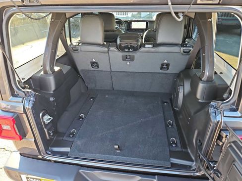 New 2026 Jeep Wrangler Sahara image 34