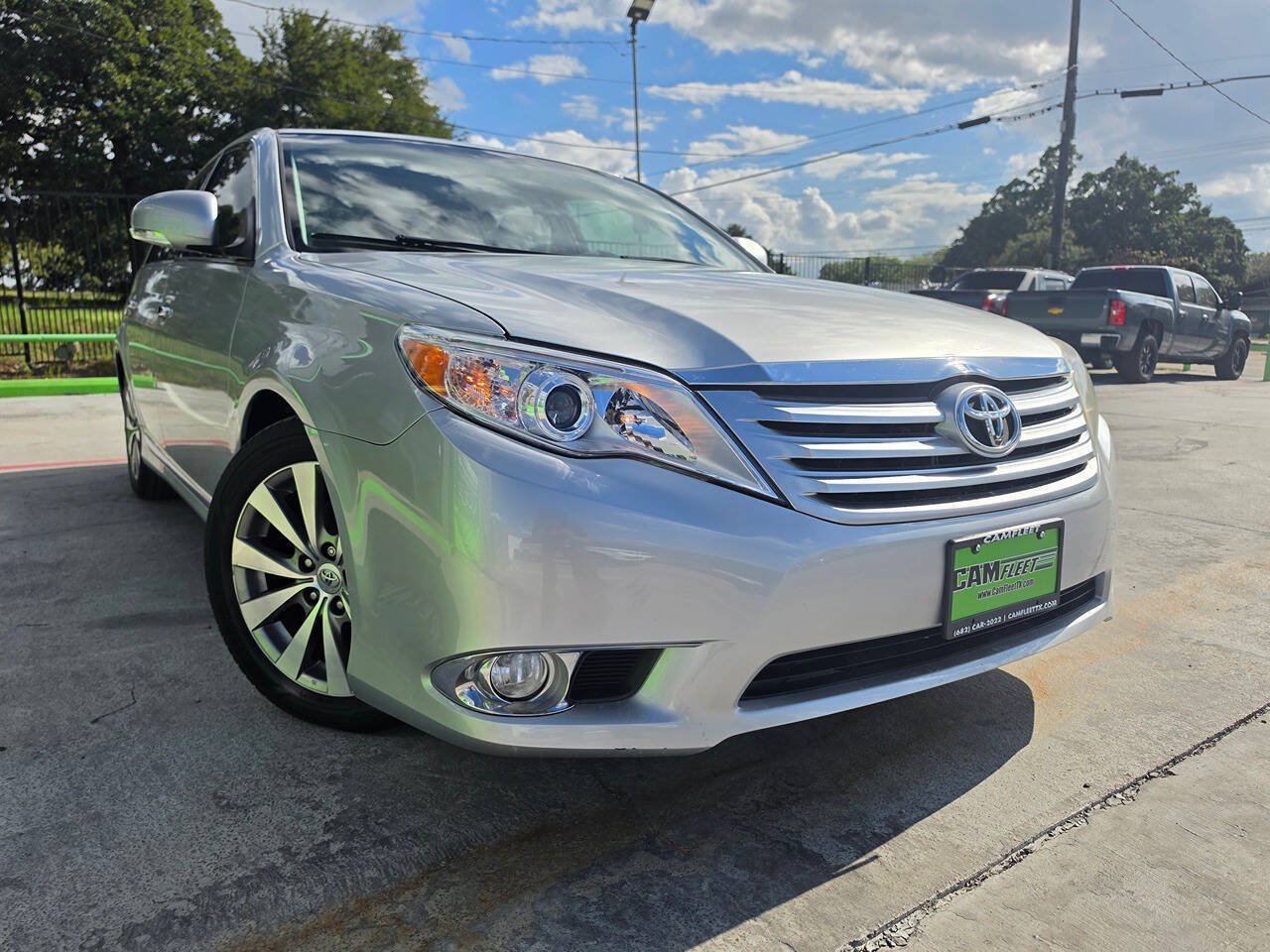 Used 2011 Toyota Avalon Limited FWD image 60