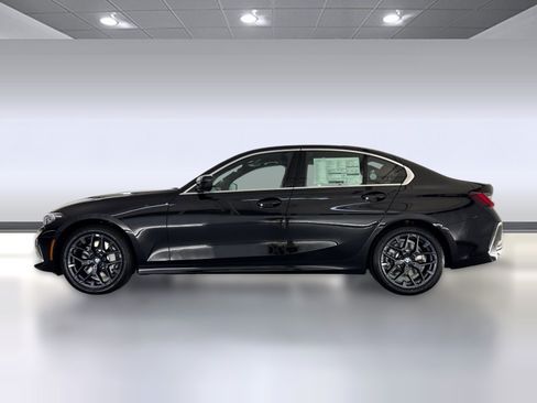 Used 2026 BMW 330i Sedan RWD image 2