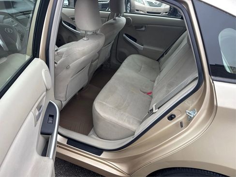 Used 2010 Toyota Prius Three image 11