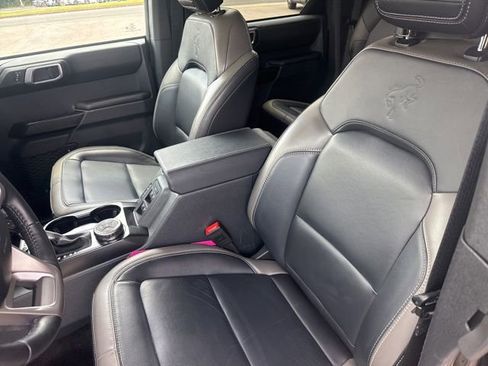 Used 2025 Ford Bronco Outer Banks AWD/4WD image 25