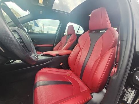 Used 2019 Lexus UX 200 F Sport w/ F Sport Premium Package image 11