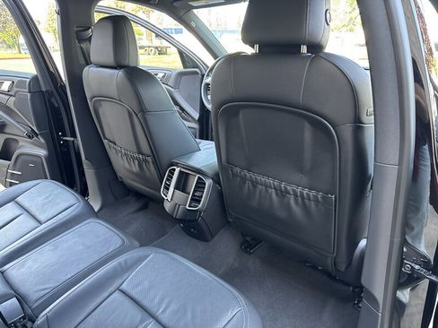 Used 2014 Porsche Cayenne AWD/4WD image 35