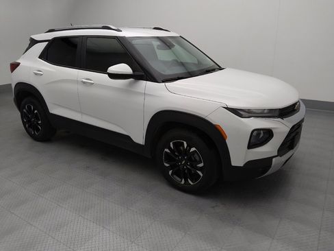 Used 2022 Chevrolet TrailBlazer LT w/ Convenience Package image 11