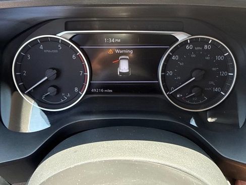 Used 2021 Nissan Rogue SV w/ Premium Package FWD image 5