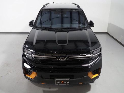 Used 2025 Ford Expedition Tremor image 11