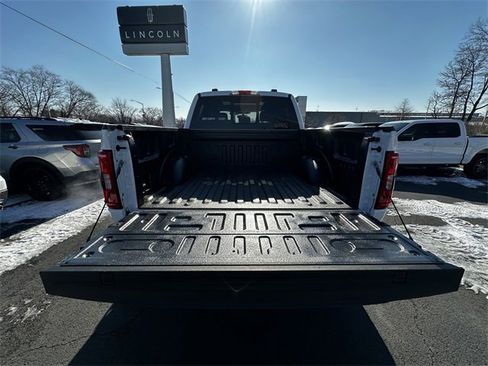 Used 2022 Ford F150 XLT w/ Equipment Group 302A High image 43