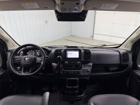 Used 2025 RAM ProMaster 2500 w/ Convenience Group FWD image 13