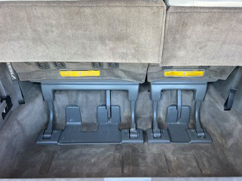 Used 2014 Toyota Sienna XLE FWD image 17