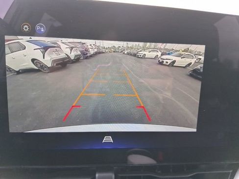 Used 2025 Chevrolet Equinox LT image 25