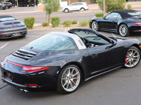 Used 2015 Porsche 911 Targa 4S image 18