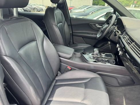 Used 2019 Audi Q7 3.0T Premium w/ Convenience Package AWD/4WD image 33
