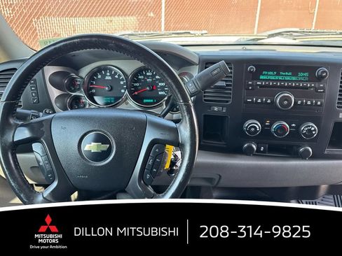 Used 2014 Chevrolet Silverado 2500 W/T AWD/4WD image 14