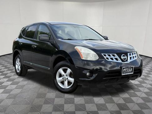 Used 2012 Nissan Rogue S w/ Special Edition Pkg FWD image 4