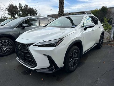 Used 2024 Lexus NX 350h AWD w/ Premium Package image 2